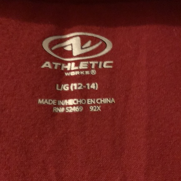 🎉4️⃣ for 2️⃣5️⃣ Red Athletic Works by Target Tee - Picture 3 of 5